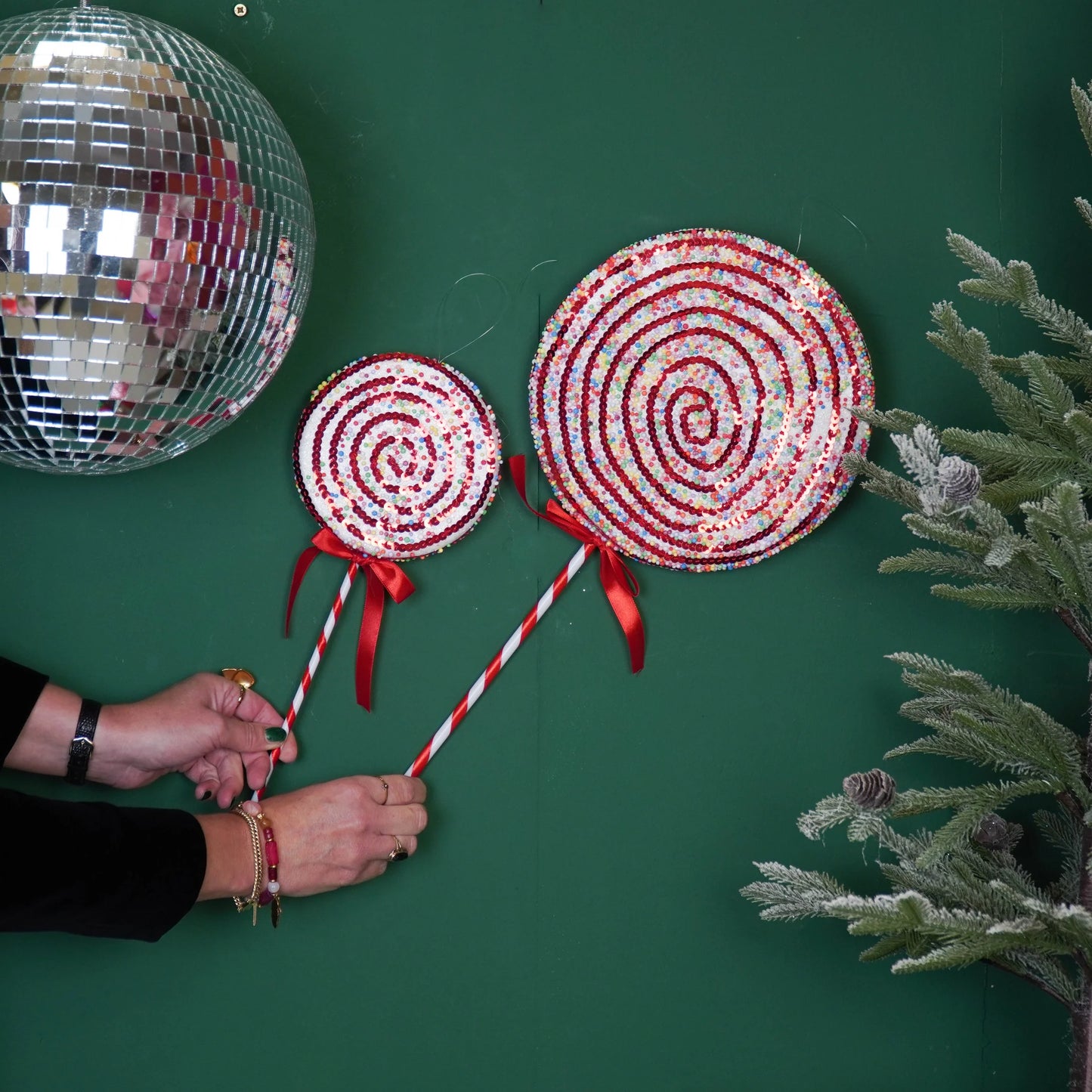 TULOSSA UUTUUS VARASTOON Glitter-tikkari - koriste